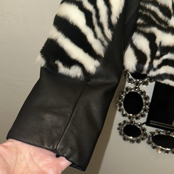 New York and Company x Gabrielle Union Zebra Print Faux Fur Bomber Jacket - Picture 4 of 6